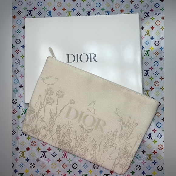 DIOR BEAUTE POUCH - NIB - Picture 5 of 12